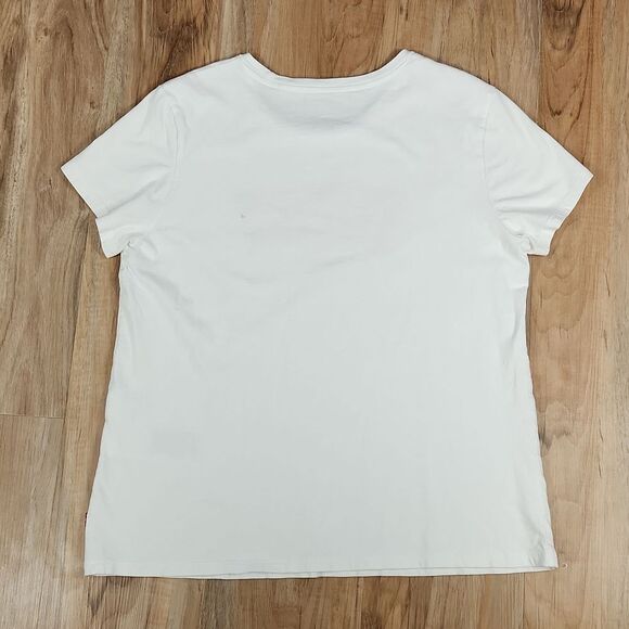 🔸️Levi's White w/Red Logo Short Sleeve Top XLarge - Picture 3 of 9